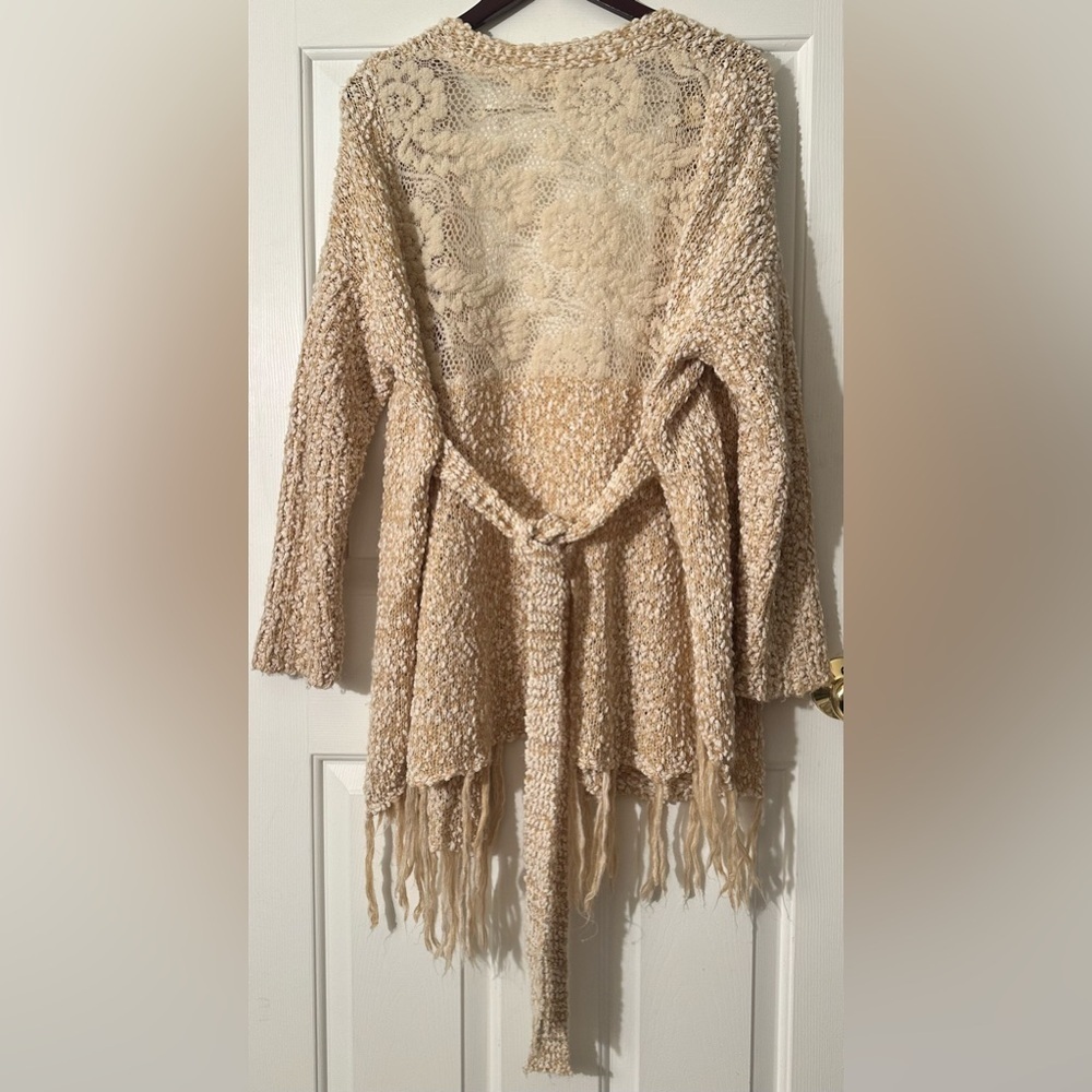 ANTHRO Ryu: Bohemian Ethereal M/L Western Popcorn Fringe Tie Back Long Sweater